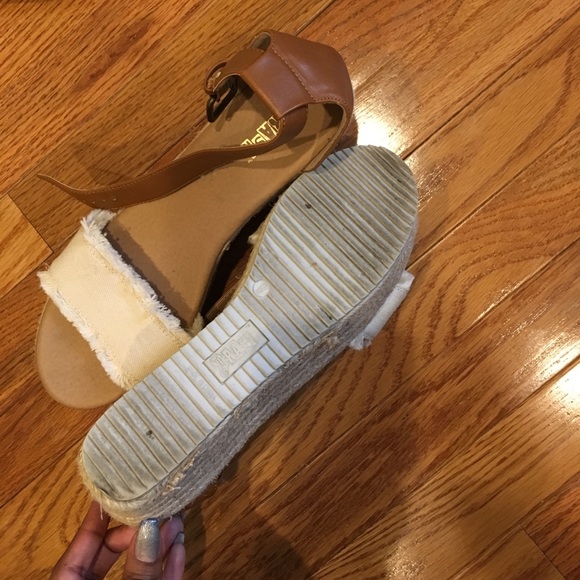 SOLD - Picture 4 of 4